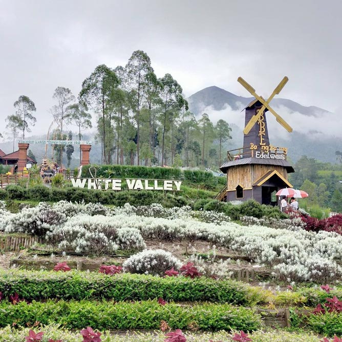 taman-edelweis-bali-istiedotqome_